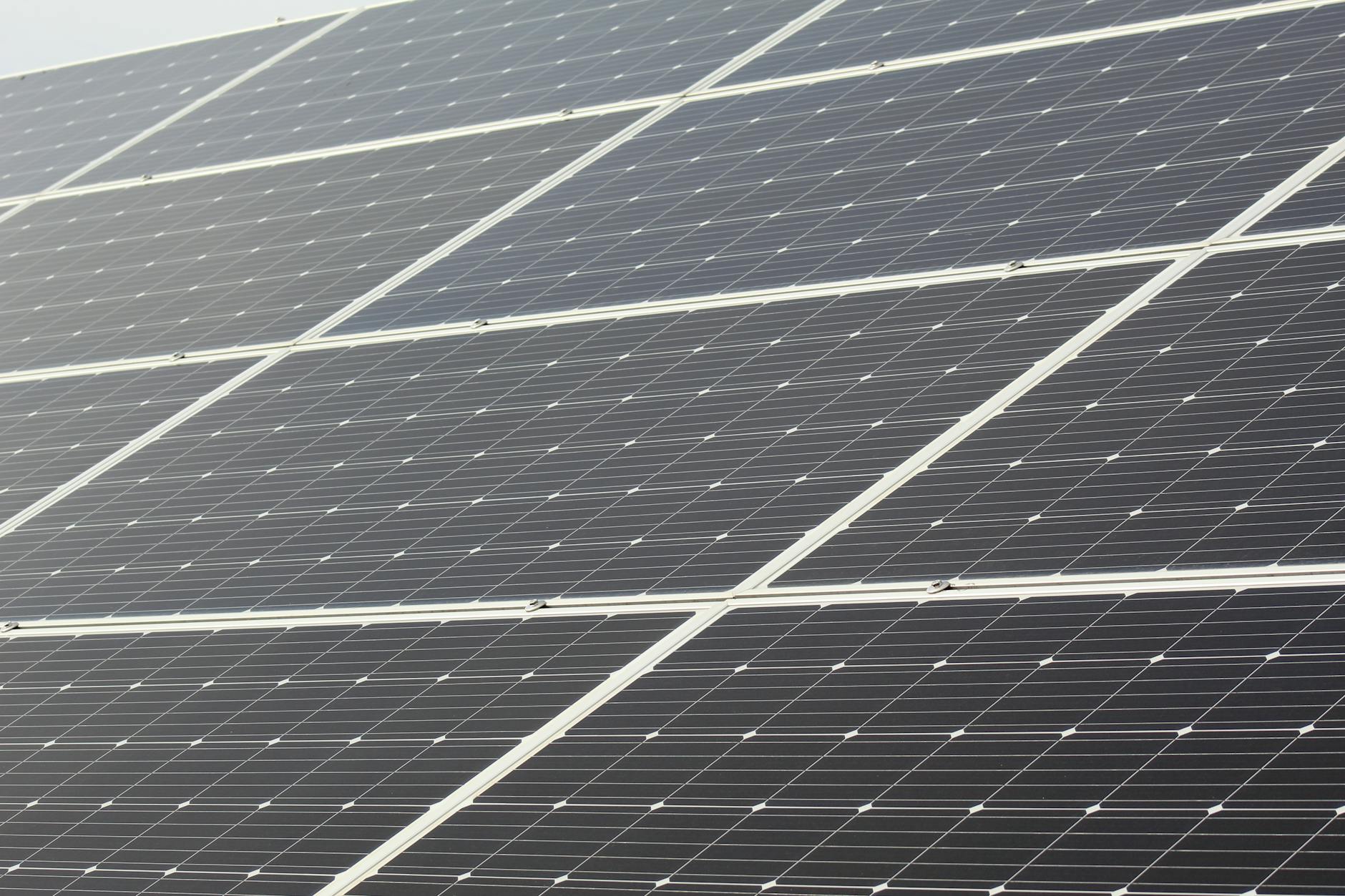 Sicilia, dalla Regione 12 milioni per il fotovoltaico domestico: prestiti a tasso zero fino a 20mila euro