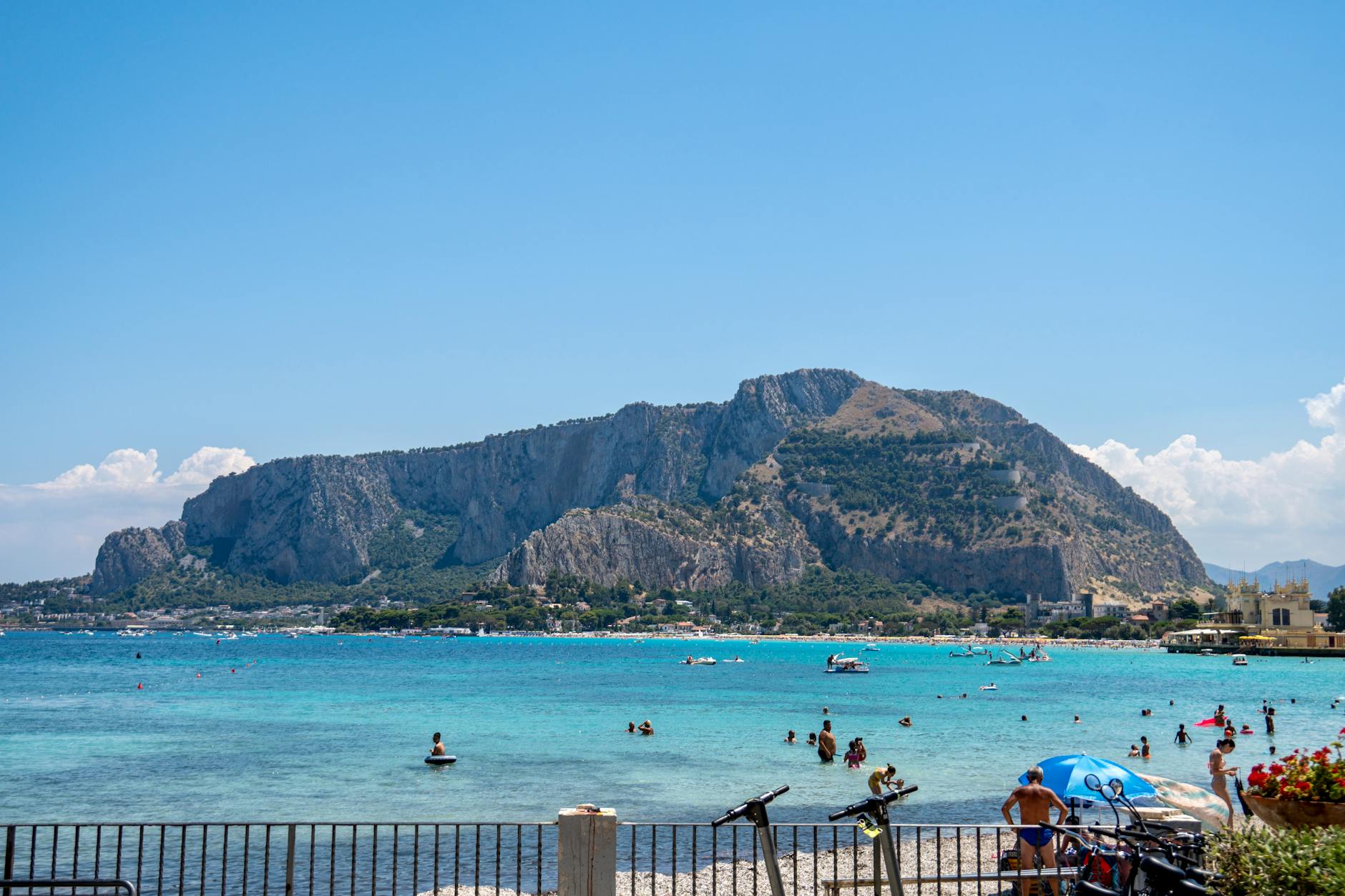 Monte Gallo a Mondello, gara per consolidare il costone roccioso
