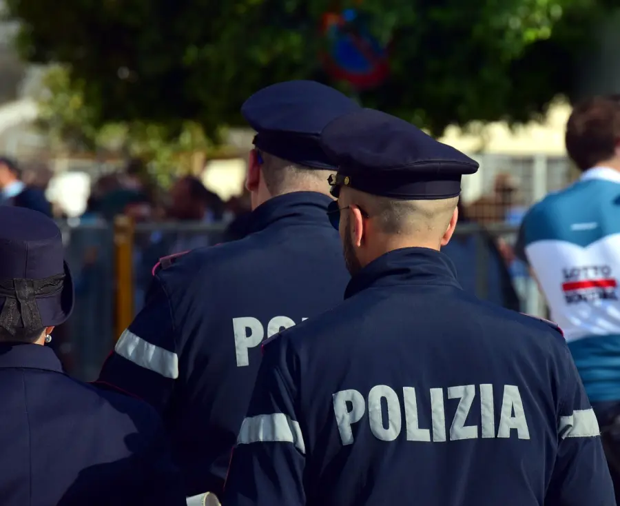 Agrigento, la Polizia apre le porte ai più piccoli: alla caserma Anghelone una giornata di incontro e fiducia