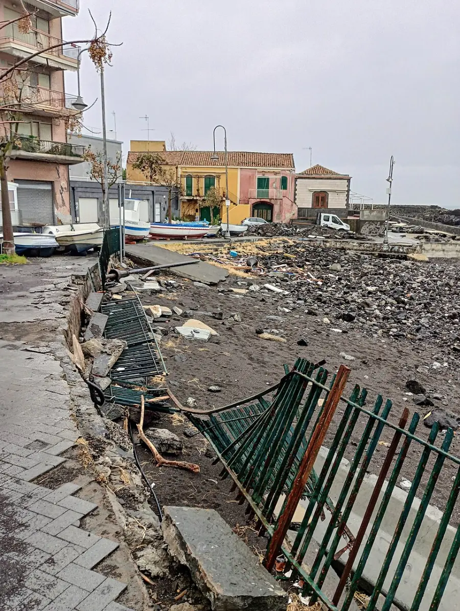 Sicilia, la ricostruzione dopo il ciclone Harry: cantieri aperti e aiuti alle imprese